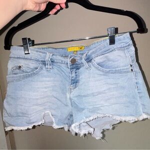 Cut off YMI shorts